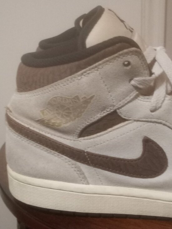 Air Jordan 1 Mid SE Brown Elephant Mens Size 10.5 Metallic Gold DZ4129 102 main image 6